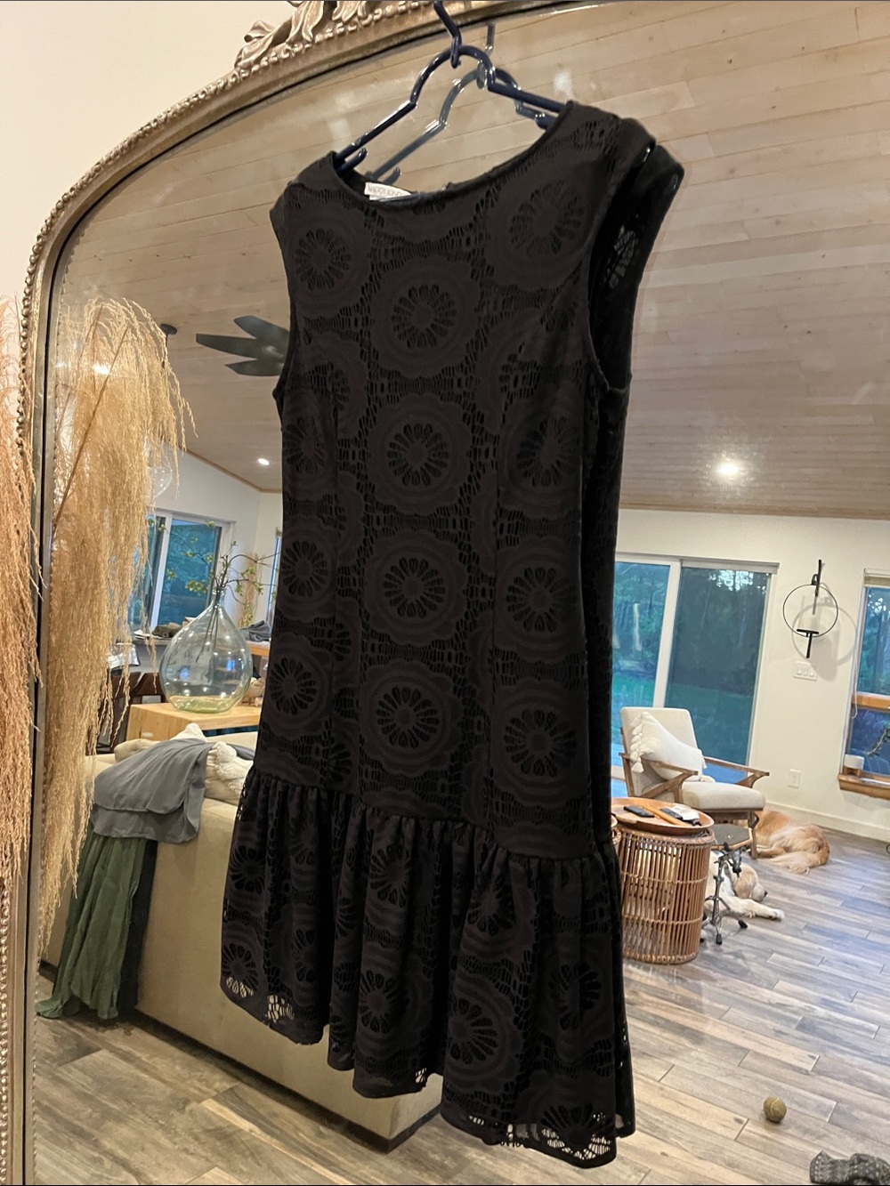 Maggy London Black Lace Floral Medallion Drop-Hem Dress